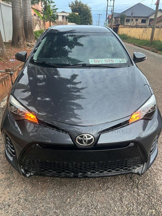 Toyota Corolla 2014 Gray