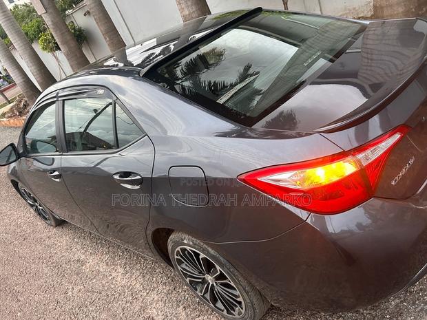 Toyota Corolla 2014 Gray