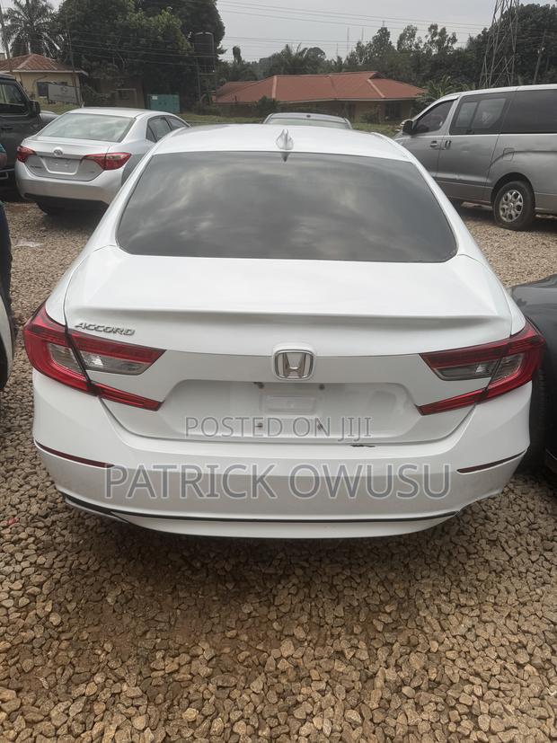 Honda Accord 2019 White