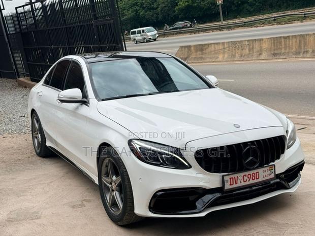 Mercedes-Benz C300 Sport Sedan RWD (2.0L 4cyl 7A) 2016 White