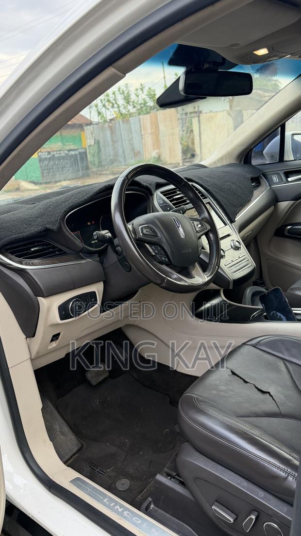 Lincoln MKX 2019 White
