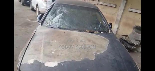 Nissan Sunny 2012 Black