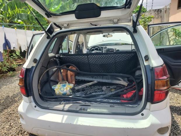 Pontiac Vibe 2008 Off white