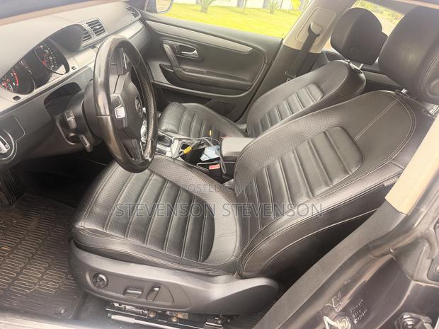 Volkswagen Passat 1.8T S 4dr Sedan (1.8L 4cyl) 2017 Gray