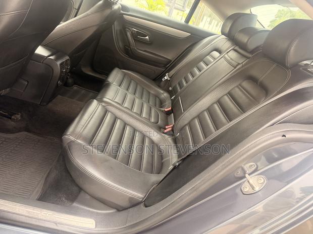 Volkswagen Passat 1.8T S 4dr Sedan (1.8L 4cyl) 2017 Gray