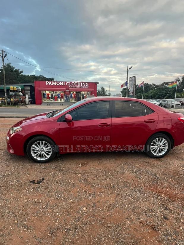 Toyota Corolla 2014 Red