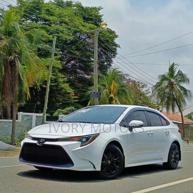 Toyota Corolla 2020 White
