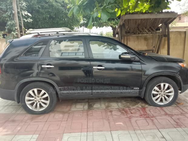 Kia Sorento 2012 Black