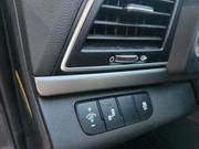 Hyundai Elantra Limited Sedan FWD (2.0L 4cyl 6A) 2017 for sale