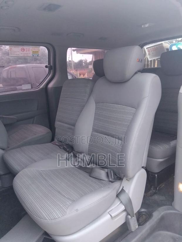 Hyundai H200 2018 Silver