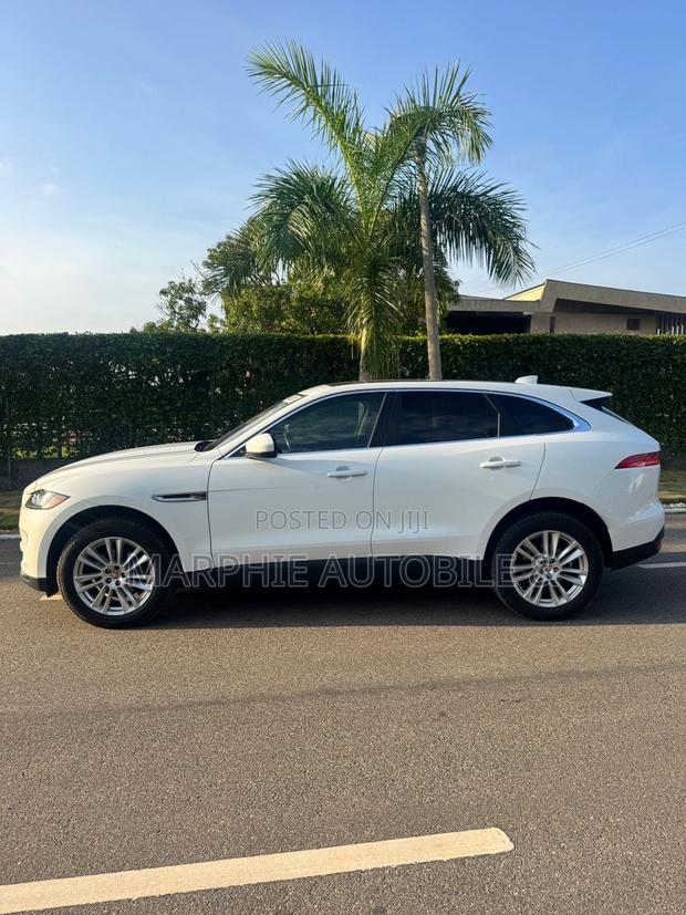 Jaguar F-Pace 35t Prestige AWD 2018 White