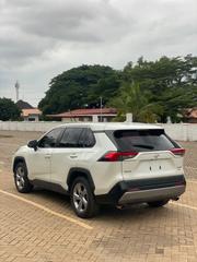 Toyota RAV4 2021 White for sale