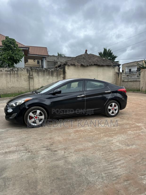 Hyundai Elantra 2013 Black
