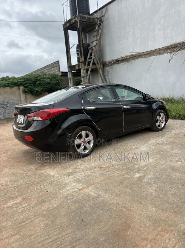 Hyundai Elantra 2013 Black