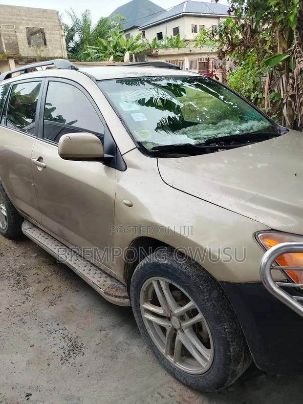 Toyota RAV4 2008 Gold