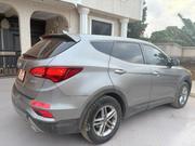 Hyundai Santa Fe 2017 Gray for sale