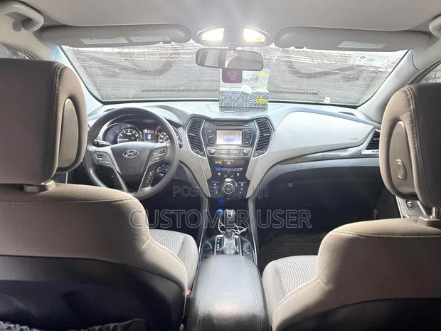 Hyundai Santa Fe 2017 Gray