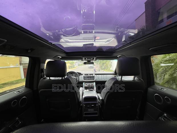 Land Rover Range Rover Sport SE 4x4 (3.0L 6cyl 8A) 2016 White