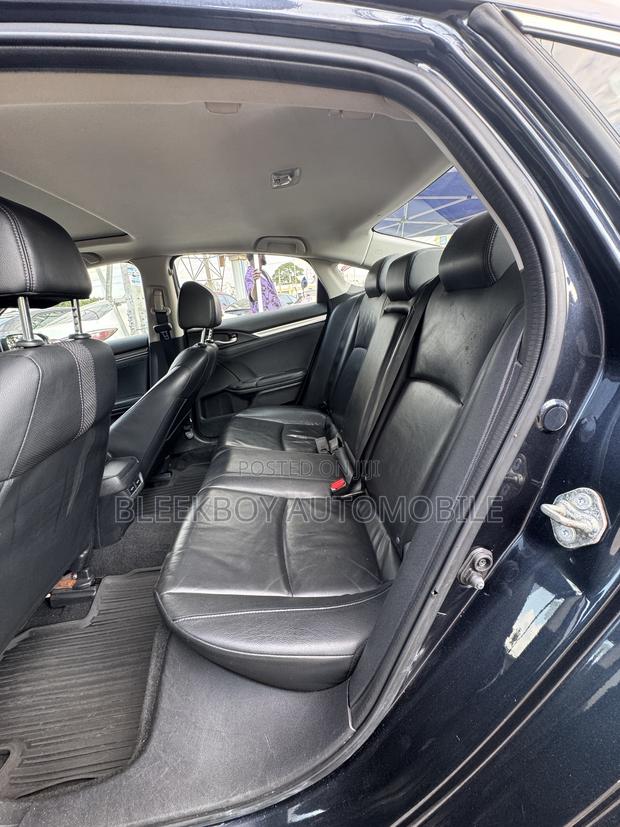 Honda Civic Touring Sedan 2020 Gray