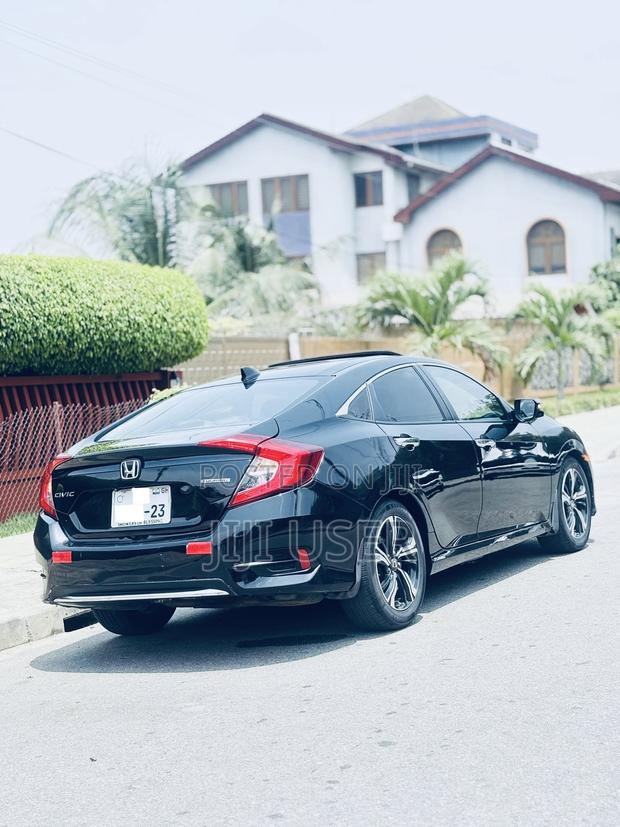 Honda Civic Touring 4dr Sedan (1.5L 4cyl) 2017 Black