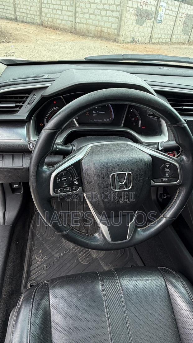 Honda Civic EX-L Sedan 2018 White