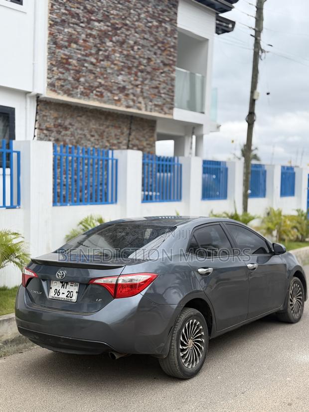 Toyota Corolla LE Eco 4dr Sedan (1.8L 4cyl CVT) 2016 Gray
