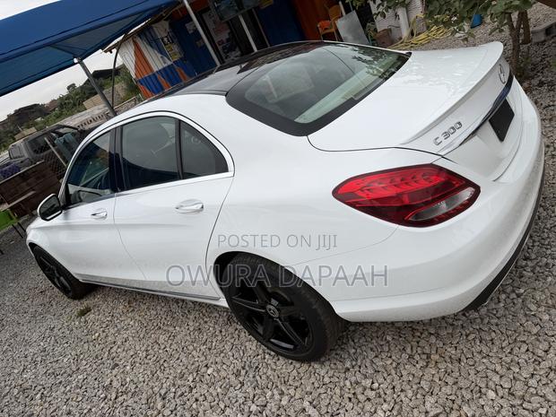Mercedes-Benz C300 Luxury 4Matic Sedan AWD (2.0L 4cyl 7A) 2016 White