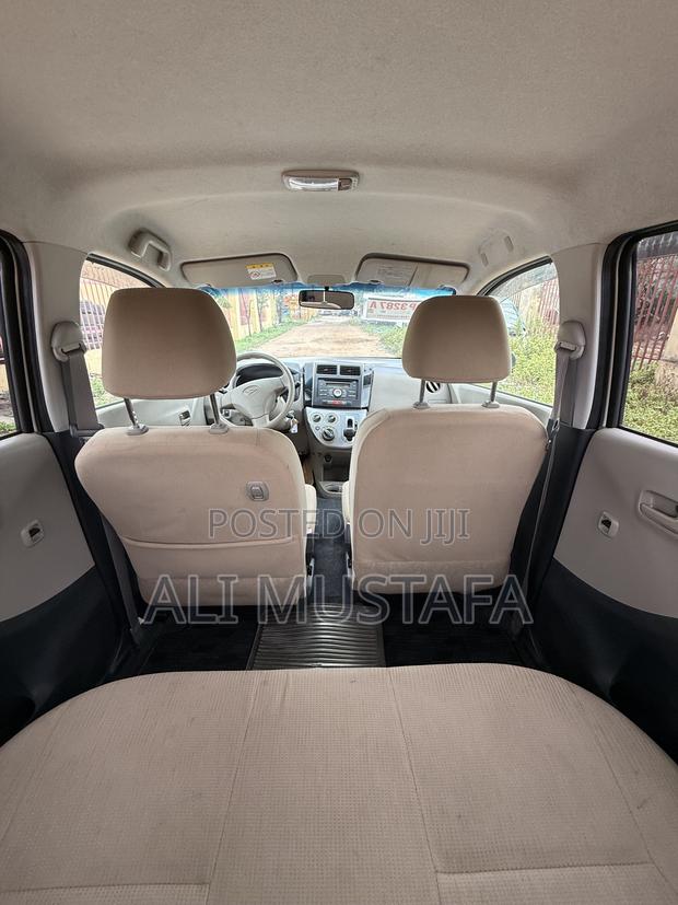 Daihatsu Mira 2011 Gold