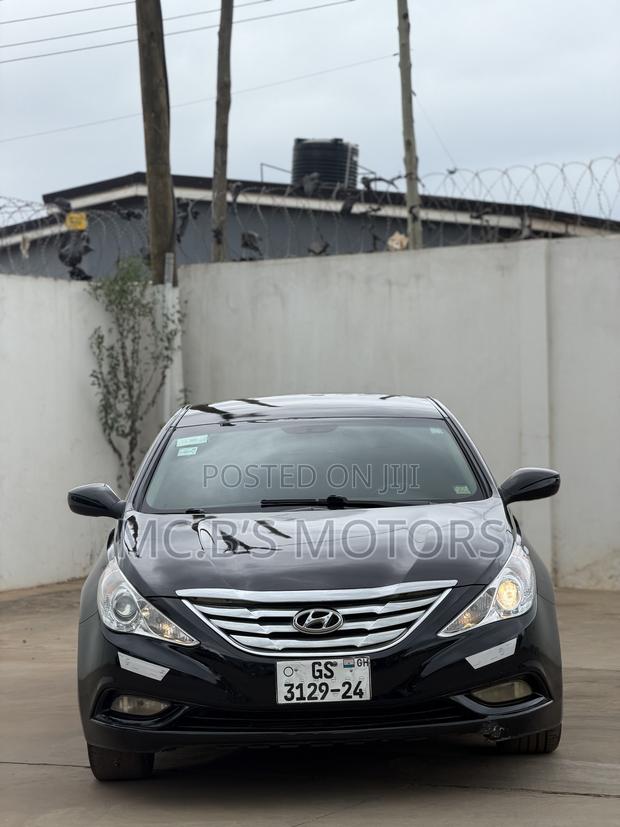 Hyundai Sonata 2013 Black