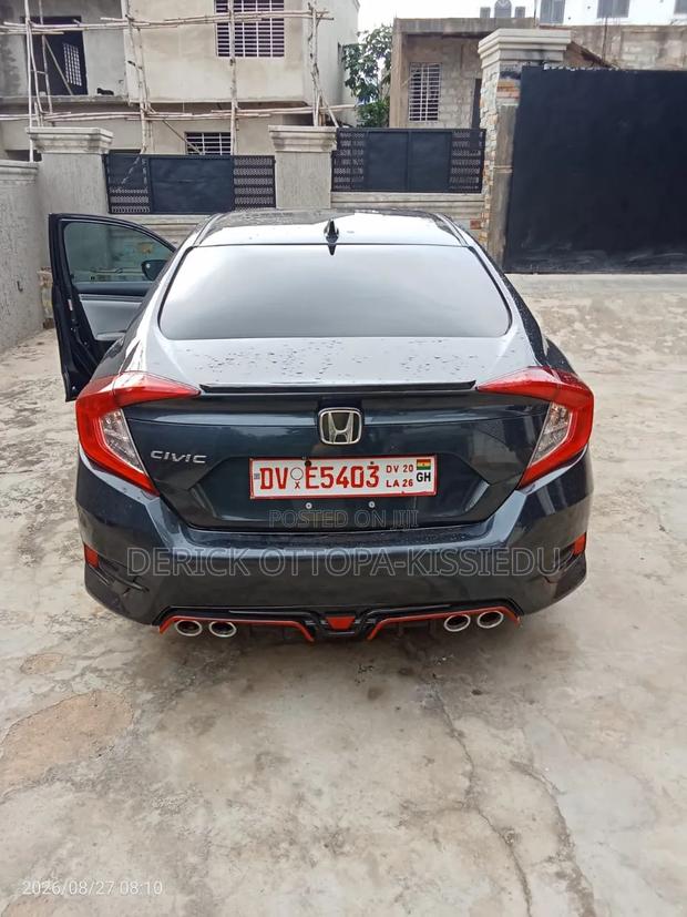 Honda Civic EX 4dr Hatchback (1.5L 4cyl) 2017 Black