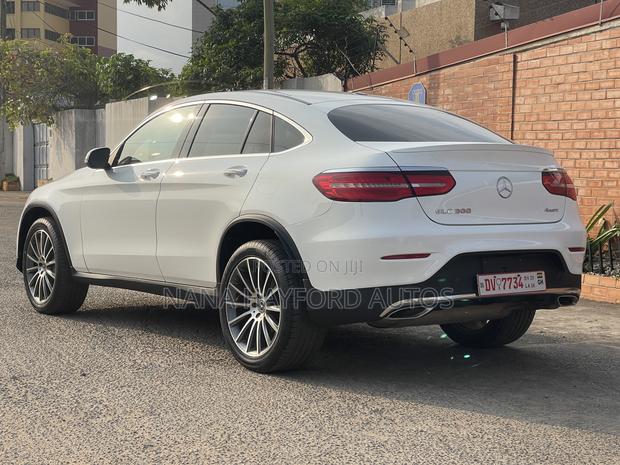 Mercedes-Benz GLC-Class 2019 White