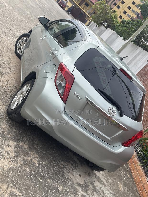 Toyota Vitz 2014 Gray