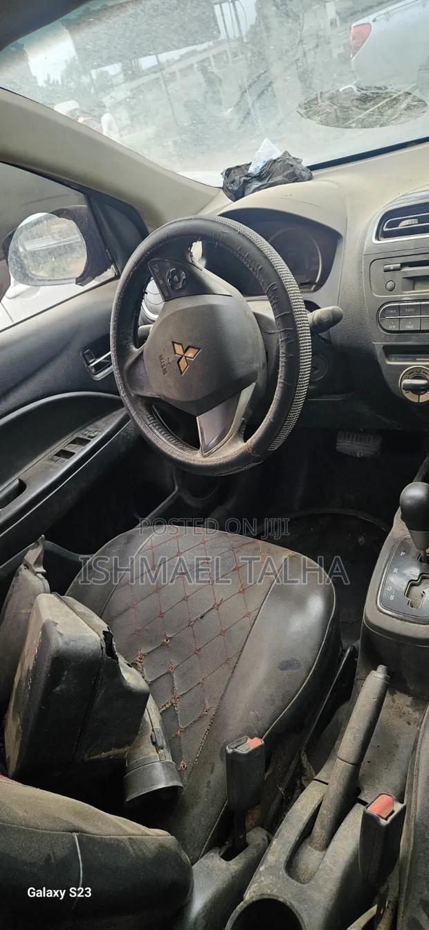 Mitsubishi Mirage 2016 Silver