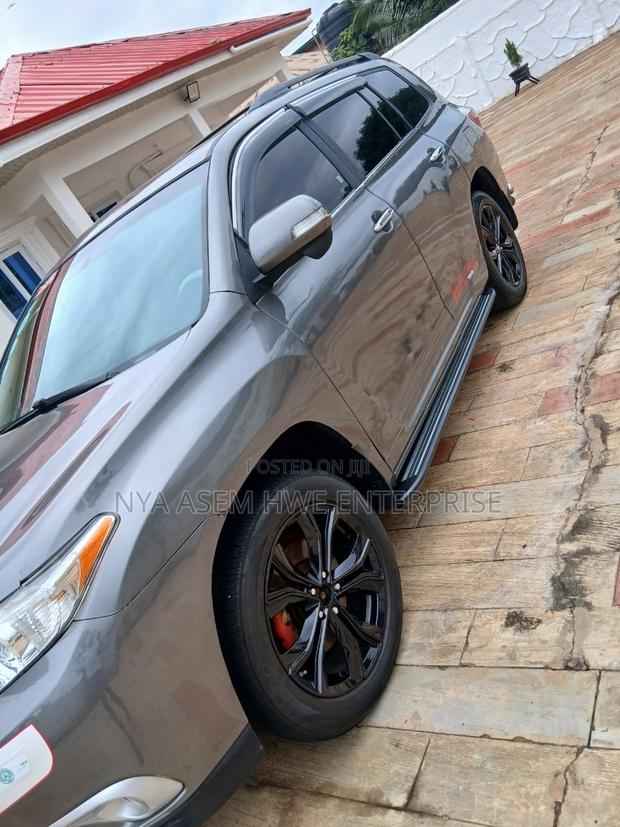 Toyota Highlander 3.5L 4WD 2013 Gray