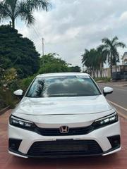 Honda Civic Touring 2022 White for sale