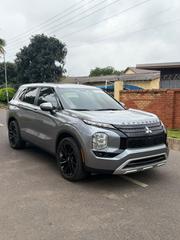 Mitsubishi Outlander 2022 Gray for sale