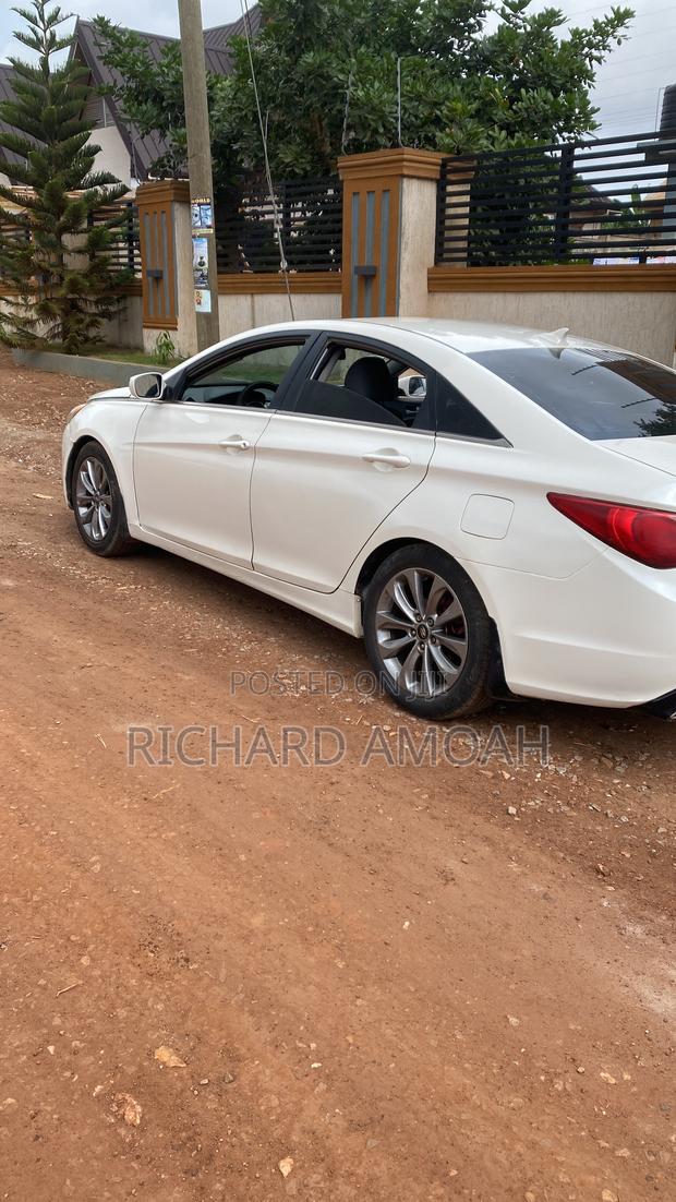 Hyundai Sonata 2012 White