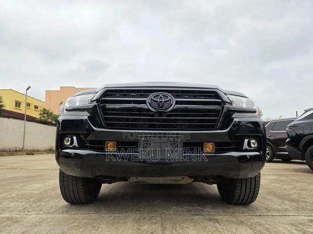 Toyota Land Cruiser 2015 Black