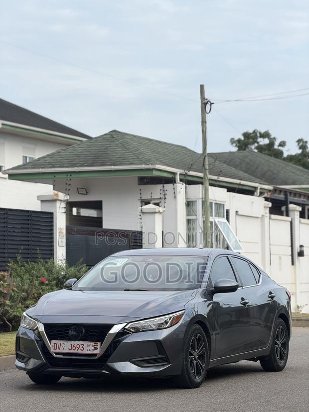 Nissan Sentra SV 2022 Gray