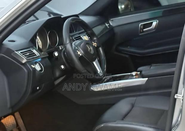 Mercedes-Benz E220 2013 Silver