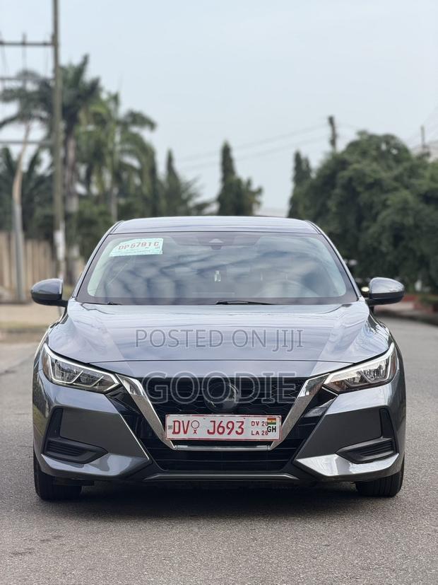 Nissan Sentra SV 2022 Gray