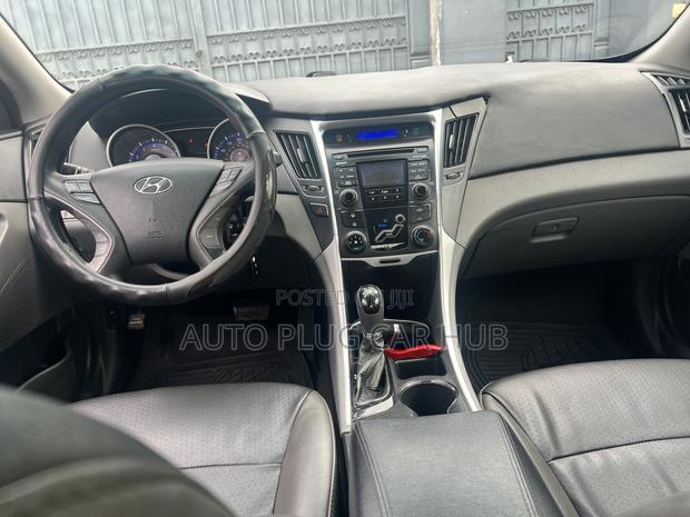 Hyundai Sonata 2013 Black
