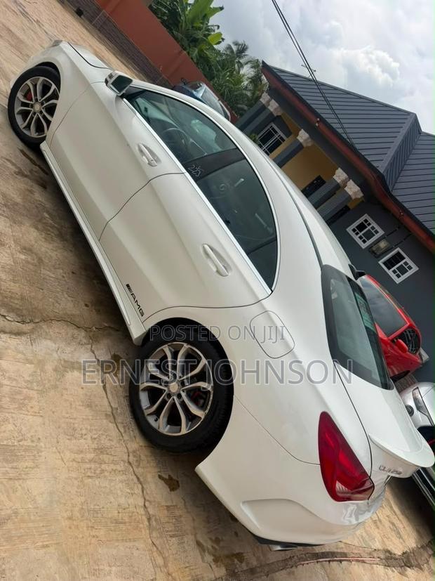 Mercedes-Benz C250 2015 White