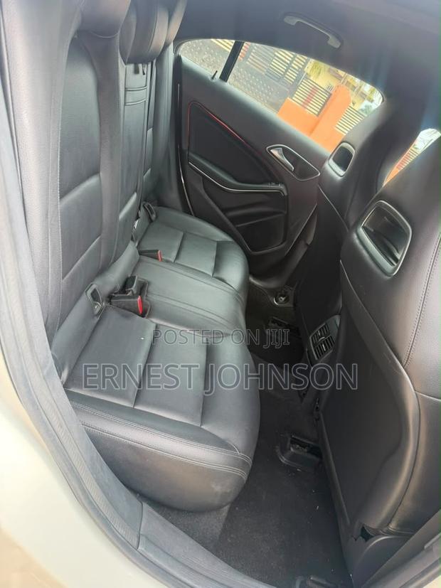 Mercedes-Benz C250 2015 White