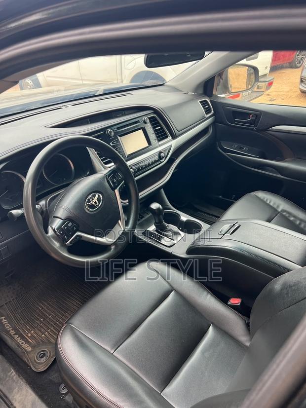 Toyota Highlander 2019 Black
