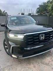 Honda Pilot Touring AWD 2025 Black for sale