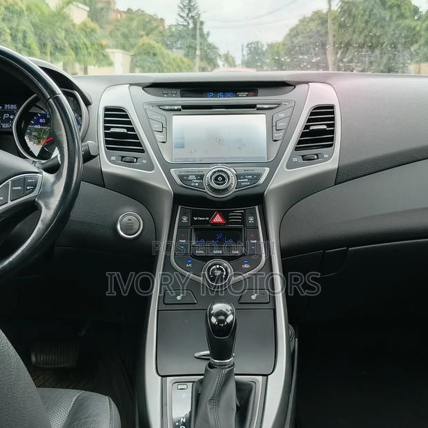 Hyundai Elantra 2015 Black