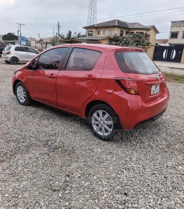 Toyota Yaris 2016 Red