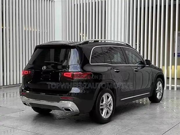 New Mercedes-Benz GLB-Class 2020 Black