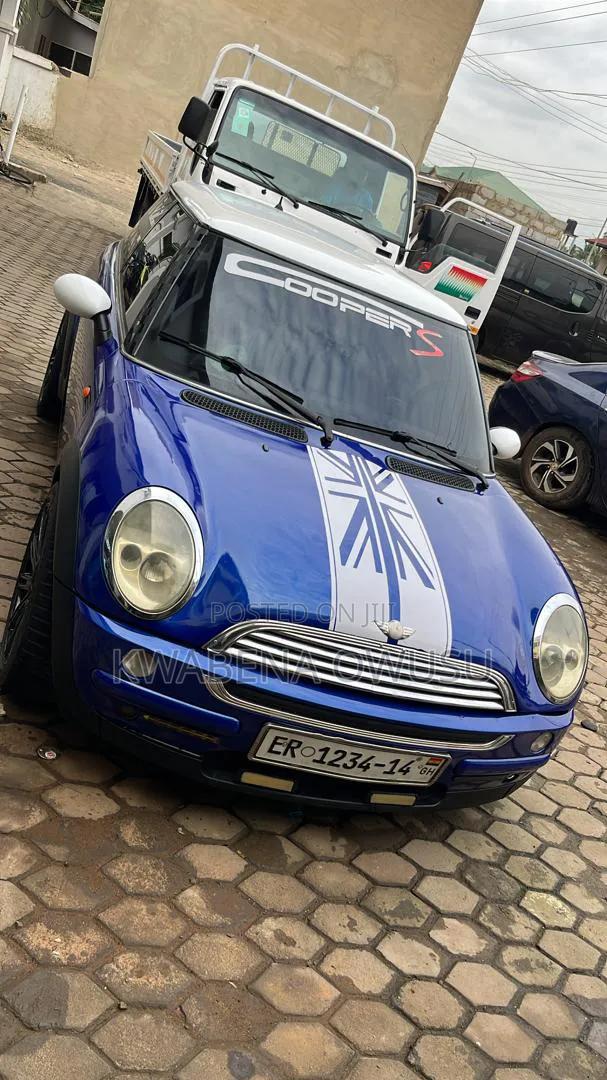 Mini Cooper 2005 Blue